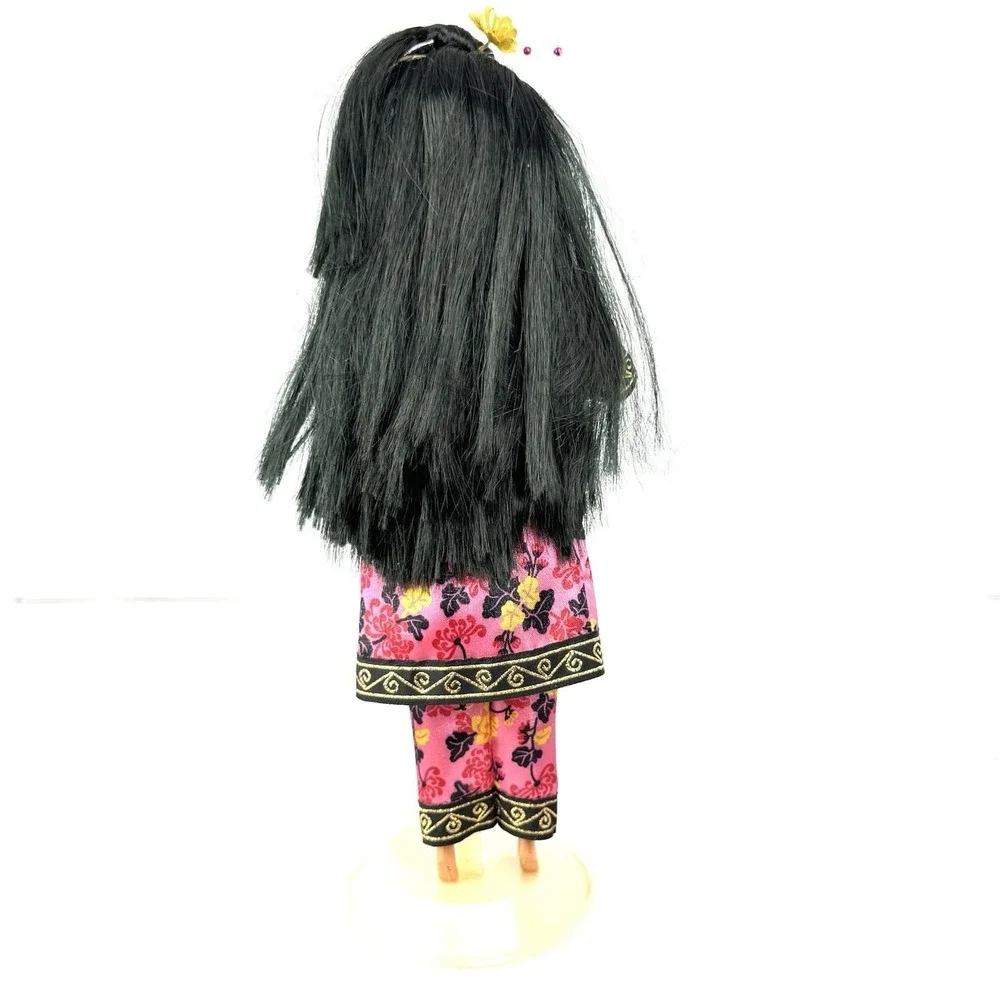 Vintage Mattel‎ Dolls of the World Japanese Barbie Doll Kimono Display Stand